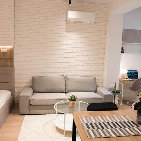 Top Center Designer Studio Apartment Sofia Ngoại thất bức ảnh